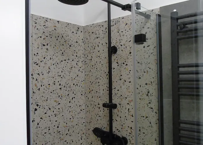 Nicole Apartman Ravascletto